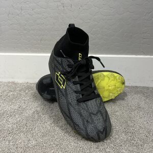 Lotto Jinx Big Kids Soccer Cleats Size 4 Gray Black And Green Sports Boy